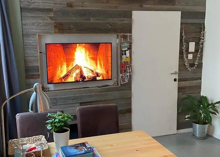 Gezellig appartement met aangename tuin, rustige straat in hart van de stad !