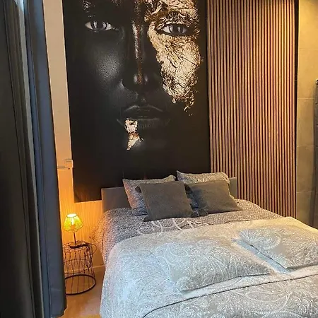 Garden Suite In City Center Antwerpen Exterior foto